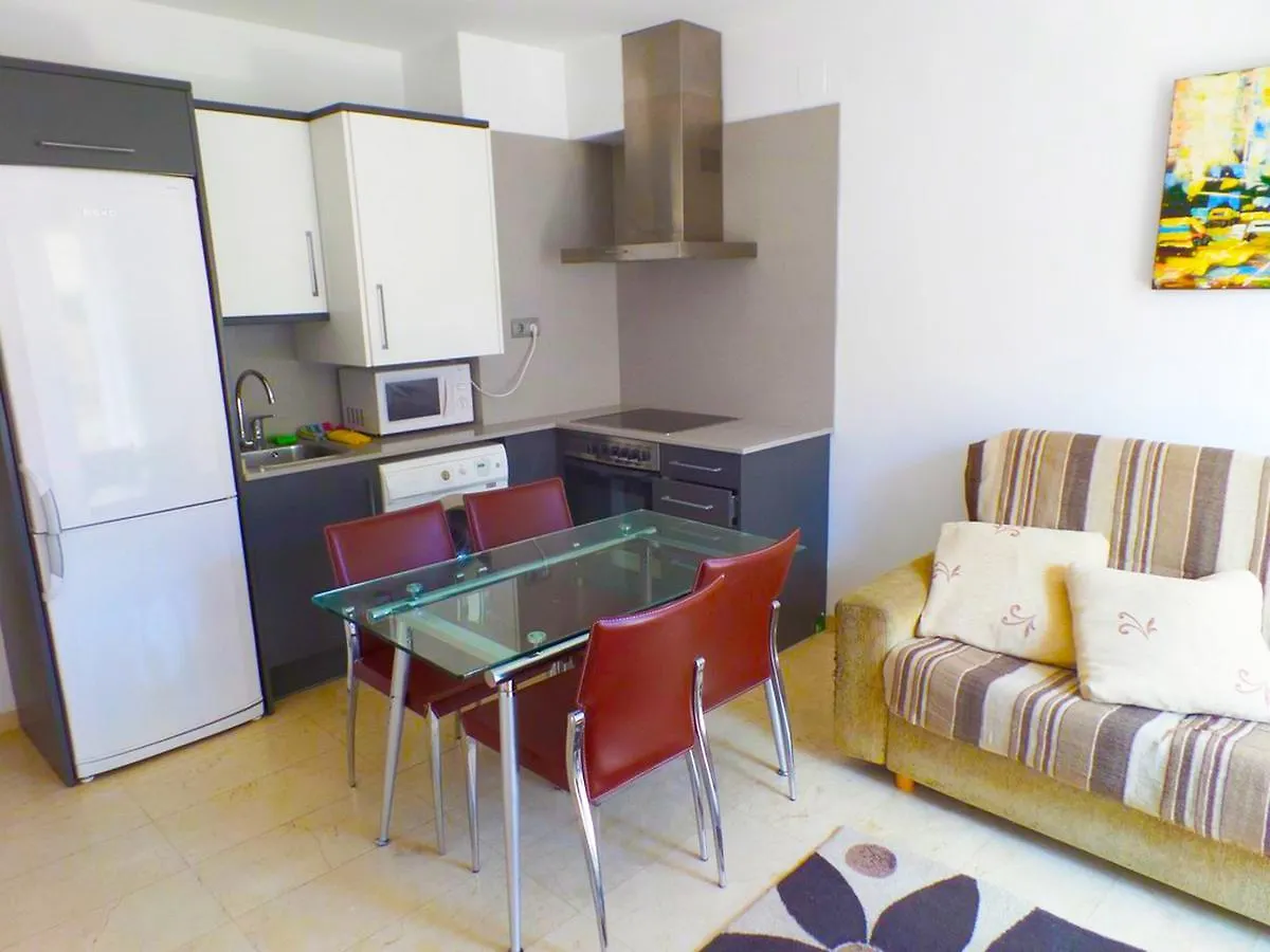 Pau Casals Apartment كامبريلس